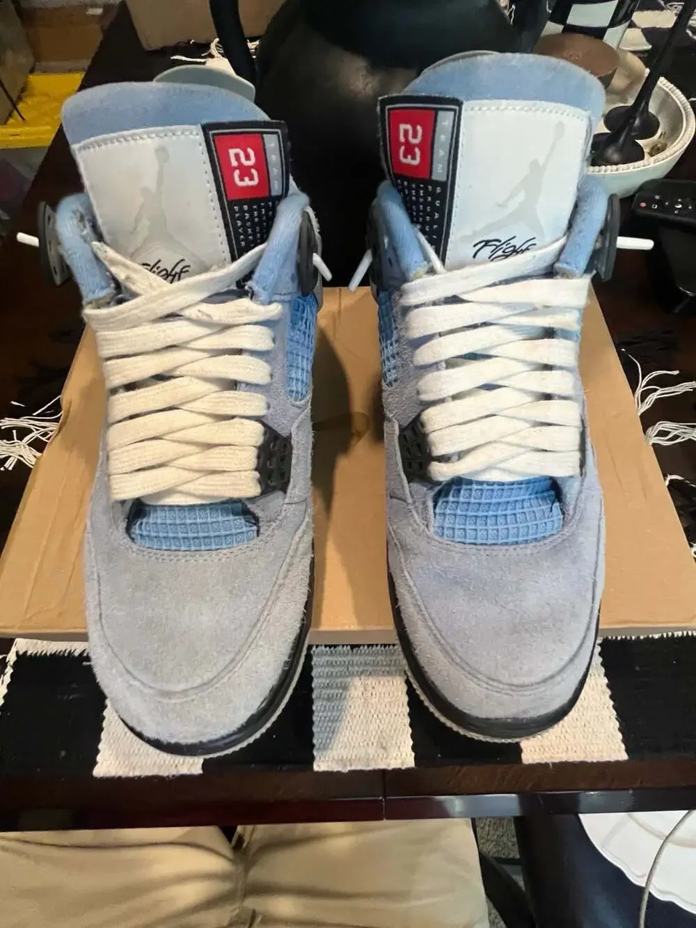 Air Jordan 4 Retro 'University Blue' Basketball Sneakers CT8527-400